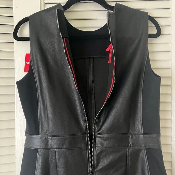 NWT Spanx Faux Leather Ponte Combo Fitted Sheath Dress Black Sz M - Picture 8 of 12